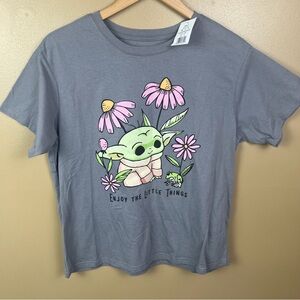 NEW Star Wars Baby Yoda Flower Graphic Tee Shirt XL